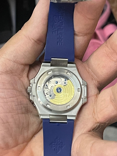 Pate.k Philipp.e Nautilus 40mm Calendario Perpetuo Automatic Azul Plateado Azul Marino (Usado)