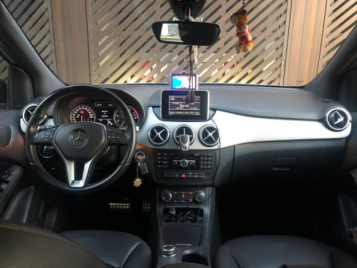 Mercedes-benz B200 Sport 2013