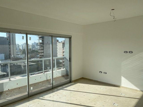 Imagen 4 de 15 de Departamento En Venta De 2 Dormitorios Con Cochera En La Plata