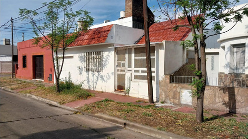 Venta Oportunidad Casa Dos Dormitorios En La Florida