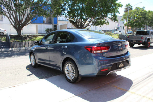 Imagen 3 de 15 de Kia Kia Rio Sedan 2019 4p Lx, 1.6 L Mpi Tm6, Ve, Ba, Bl, Ra