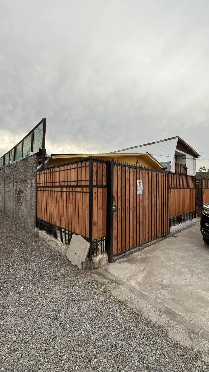 Imagen 2 de 23 de Impecable Casa Remodelada, Próxima A Futuro Metro Rinconada