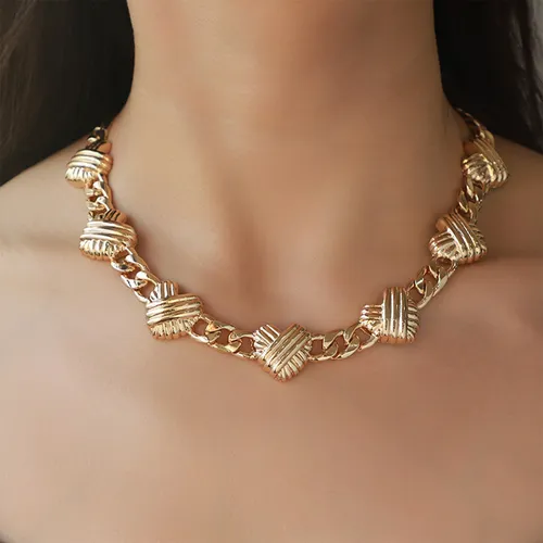 Collares En Forma De U Con Temperamento Melocotón Para Mujer
