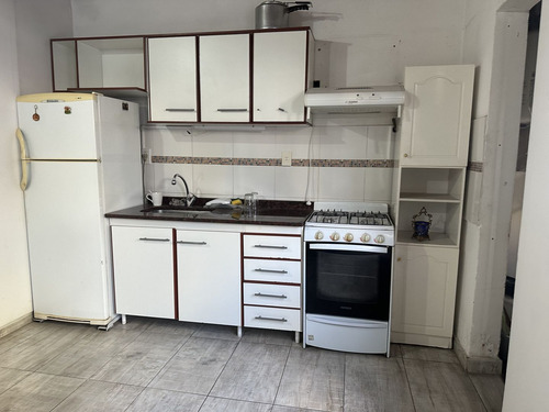 Venta 2 Propiedades, 3 Amb + 2 Amb + 2 Coch, Caseros. Ideal