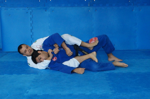Imagem 3 de 6 de Jiu-jitsu - Faixa Marrom Casca Grossa - Versão Digital