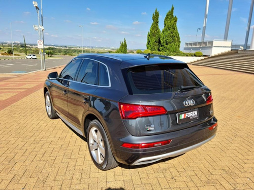 Imagem 3 de 14 de Q5 Ambiente 2.0 Tfsi Quattro S Tronic