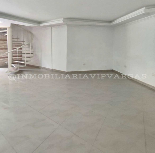 Imagen 4 de 12 de En Venta Townhouse En Playa Grande Catia La Mar Estado La Guaira Ref 389