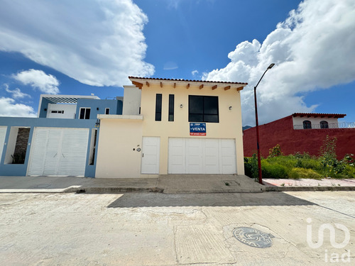 Venta Casa 4 Ambientes Bismark