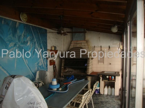 Casa En Venta En Caseros