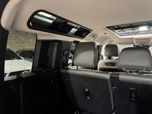 Land Rover Defender First Edition 2.0 Turbo Diesel