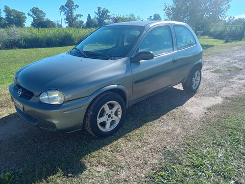 Chevrolet Corsa 1.6 Gl Aa Dh