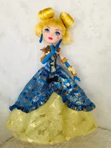 Comprar Ever After High Blondie Lockes Thronecoming
