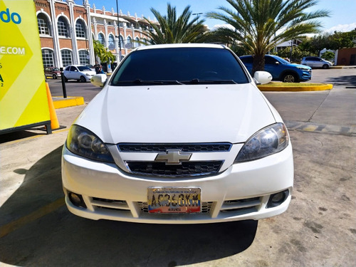 Imagen 2 de 13 de Chevrolet Optra Desing