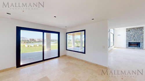 Excelente Casa A Estrenar A La Laguna En Pilara - La Calesa