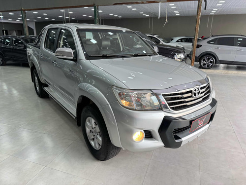 Toyota Hilux 2.7 Srv Cab. Dupla 4x4 Flex Aut. 4p