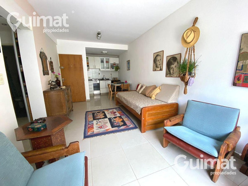 Imagen 3 de 11 de Monoambiente Con Patio - Apto Profesional - Villa Del Parque