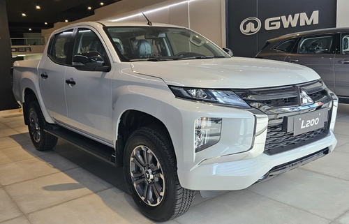 Mitsubishi L200 2.4 Di-d High Power 181cv Cuero
