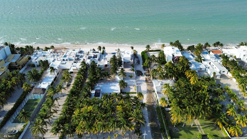 Casa En Venta A Una Calle Del Mar De Chicxulub Puerto, Progreso.