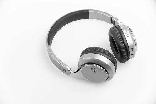 Headphone Bluetooth Breeze S1 Prata 14h De Autonomia