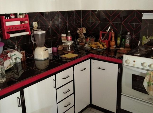 Imagen 5 de 23 de Omar Espinoza Ofrece En Venta Grandiosa Casa Quinta En Guatire Valle Arriba A Precio Insuperable