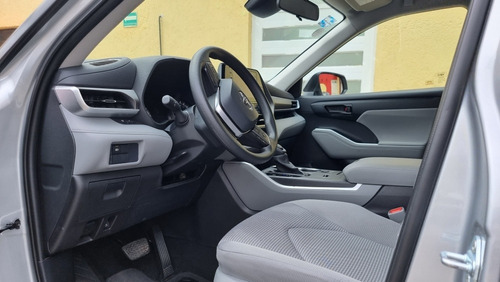 Imagen 9 de 15 de Toyota Highlander 2021 3.5 Le At