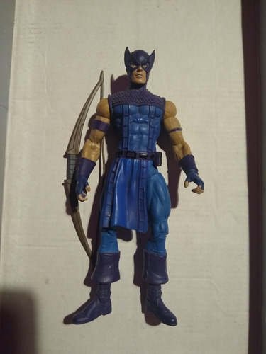 Figura De Ojo De Alcon Hawkeye Marvel Select 