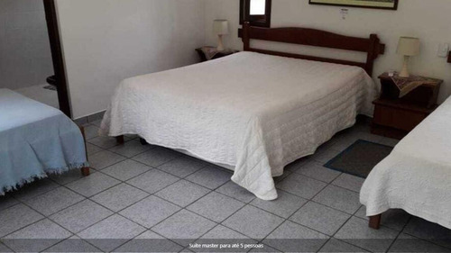 Venda - Casa 4 Dorms. Sendo 3 Suítes Com Escritura Definitiva A Poucos Metros Da Praia Com Piscina - 11639