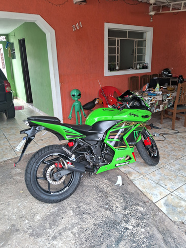Vende Ou Troca Kavasaki Ninja 250r Ano 2012 Motor Roletado