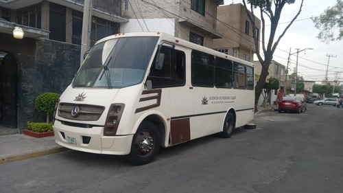 Autobus Mercedez Benz ,odelo 2008