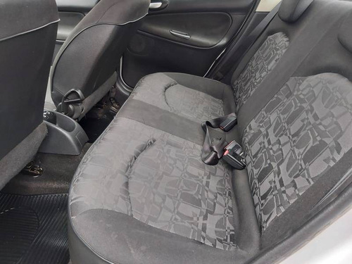 Peugeot 207 Sedan Passion Xr 1.4 16v