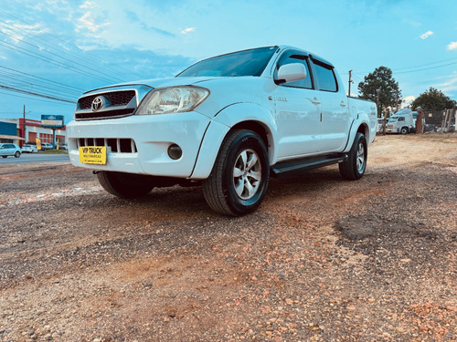 Toyota Hilux 2.5 Cab. Dupla 4x4 4p