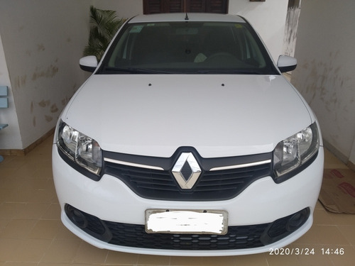 Renault Sandero 1.0 16v Expression Hi-flex 5p 2014