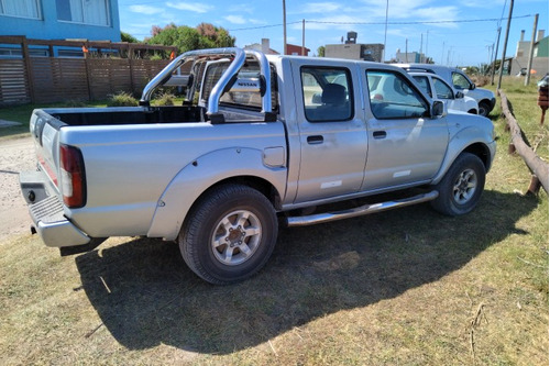 Nissan Frontier 2.8 D/c 4x2 Xe