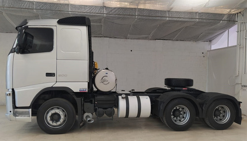 Imagem 2 de 11 de Volvo Fh 500 6x4 Fh-500 6x4 2p (diesel) (e5) 2012/2012 Via