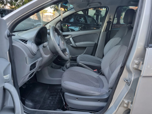 Fiat Palio 1.4 MPI ATTRACTIVE 8V FLEX 4P MANUAL