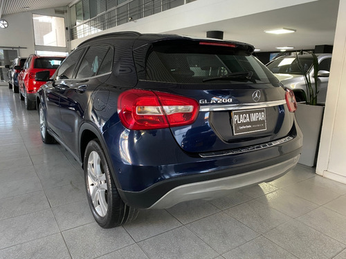 Imagen 5 de 17 de Mercedes Benz Clase Gla 200 Wag At 2017