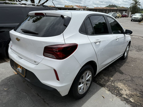 Chevrolet Onix ONIX HATCH LT 1.0 12V Flex 5p Mec.