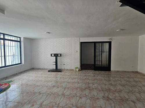 Excelente Casa En Los Chorros