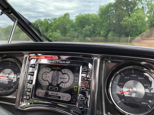 Super Air Nautique 230 Team Edition