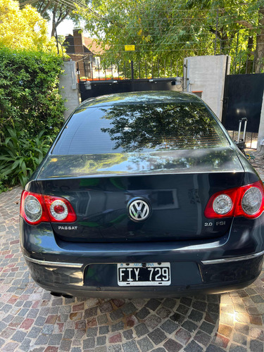 Volkswagen Passat 2.0 I Exclusive