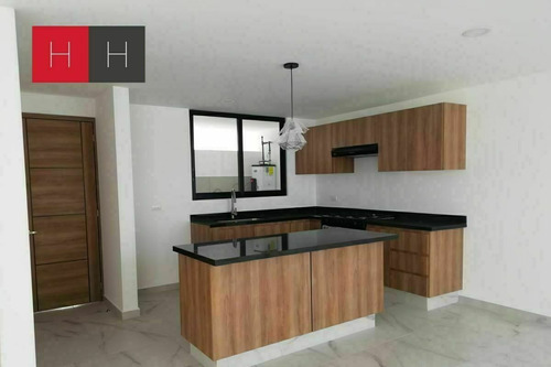 Imagen 4 de 16 de Casa En Venta En Lomas Iii
