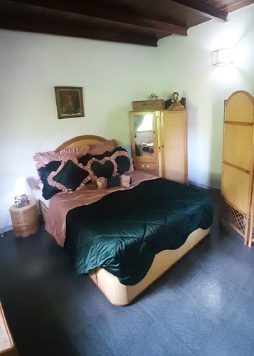 Imagen 16 de 20 de Casa Quinta En Venta. Lechería.