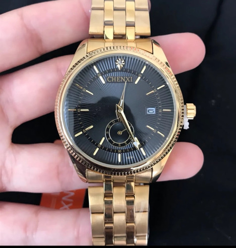 Relógio Dourado Feminino