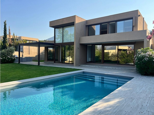 Casa En Condominio, Cerca De Los Mejores Colegios (im)