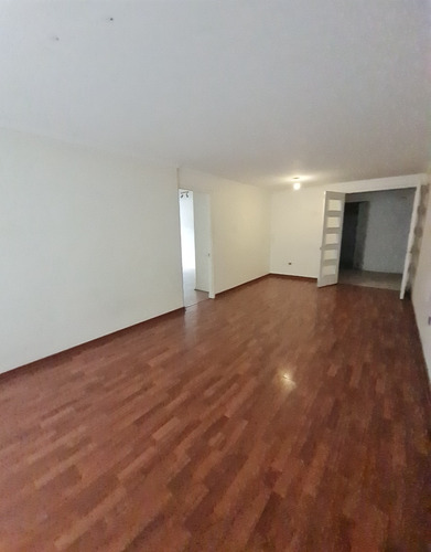 Santiago Centro, Se Vende Lindo Depto 3d-2b En Catedral