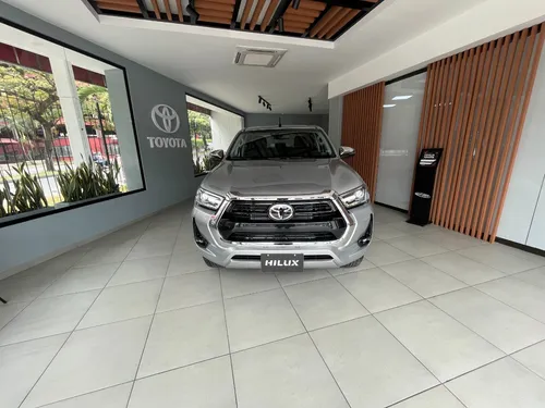 Toyota Hilux 2.8 Srx Diésel 4X4 Aut