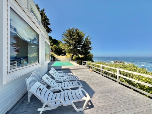 Gran Casa En Primera Línea Con Vista Impresionante, Zapallar