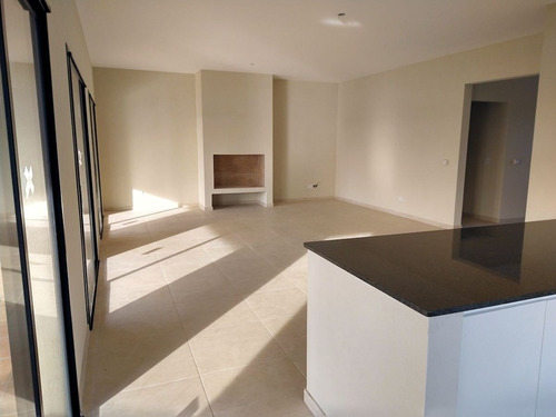 Imagen 4 de 10 de Casa Con Pileta En Venta Ubicado En Puertos, Escobar