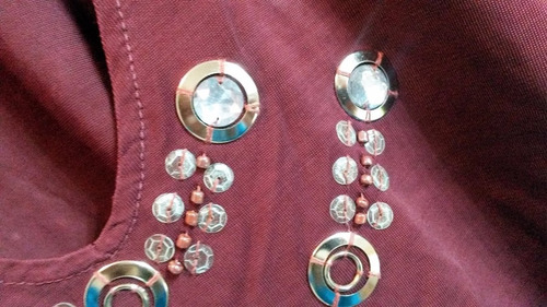 Remera De Señora Poliester Con Lentejuelas Strass Y Metales