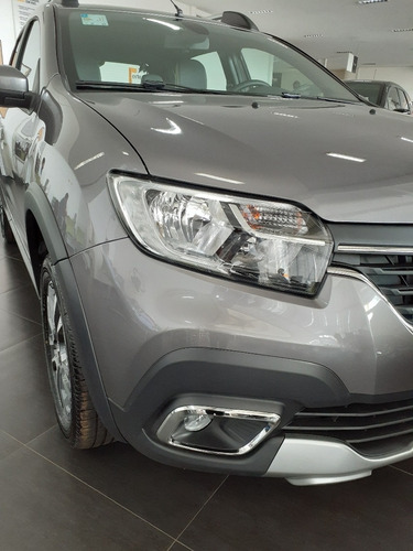 Imagem 8 de 11 de Stepway Iconic